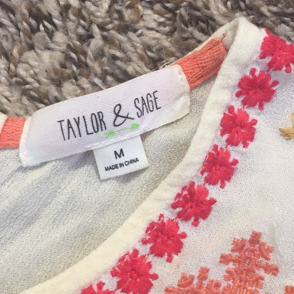 Embroidered Tank - Picture 3 of 4